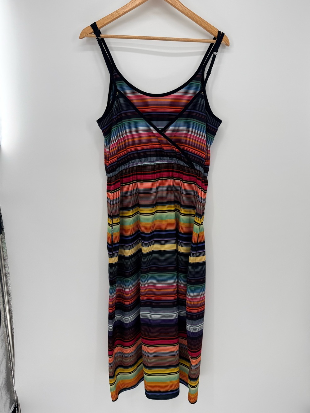 Athleta Striped‎ Midi Casual Dress Women's M Multicolor Resort Sleeveless Beach - Picture 3 of 10